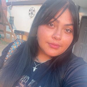 Meet your Posher, Solidad